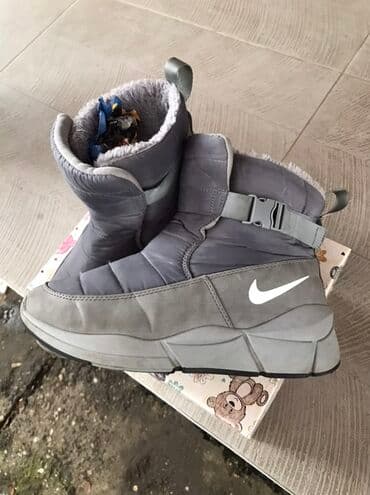 grubin papuce gumene: Čizme, Nike, 39 — 1