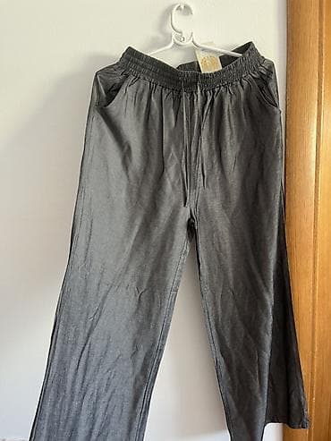 Ženske široke pantalone u sivoj boji, laganog i prijatnog materijala