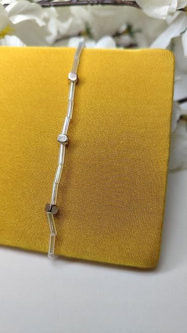 dzepni sat cena: Minimalistička narukvica od perlica - Dizajn: tanka linijska — 3