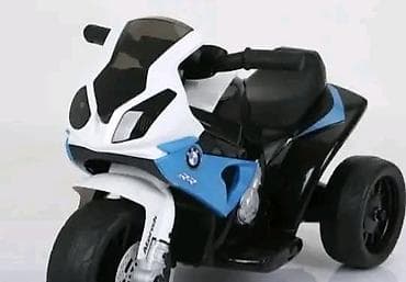 bmw auto za decu: Ovaj licencirani BMW S1000RR motor pruža pravo iskustvo vožnje — 3