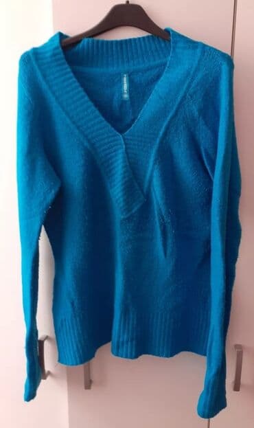 Women's Clothing: L, Casual cut, Single-colored — 1