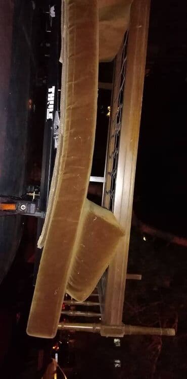 simpo trosedi za spavanje: Prodajem hitno trosed:ram puno drvo rustik, dusek i jastuci sundjer — 6