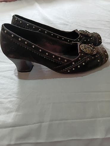 sandale sa zatvorenim prstima deichmann: Braon kožne cipele sa srednjom potpeticom i ukrasnim detaljima - — 8