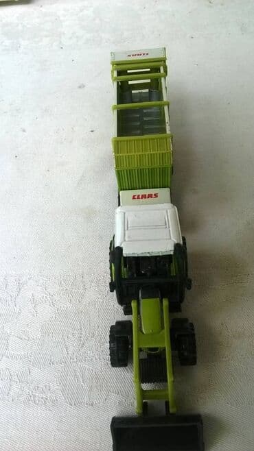 torbe sa sirokim kaisem: Siku Traktor sa prikolicom Claas 19 cm. (kabina traktora nije — 3