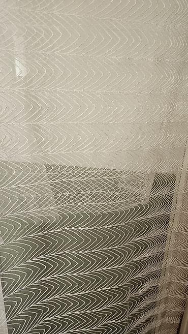 Dve zavese
80x200
nove