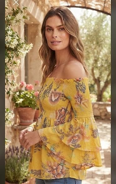 opposite torbice: Ženska bluza sa ramenima otvorenim (off-shoulder) krojem u žutoj boji — 1