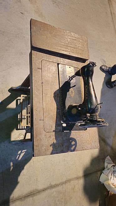 Audio tehnika: Stara šivaća mašina Singer – Compagnia Singer (Società Anonima — 5