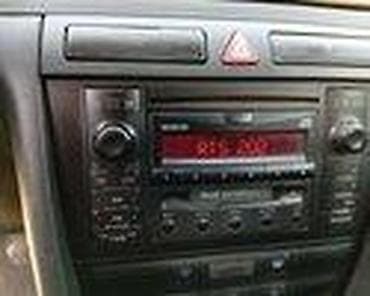 kuhinja sa ugradnom rernom: RADIO CD ZA AUDI A6 | originalni radio sa cd i kasetofonom — 2