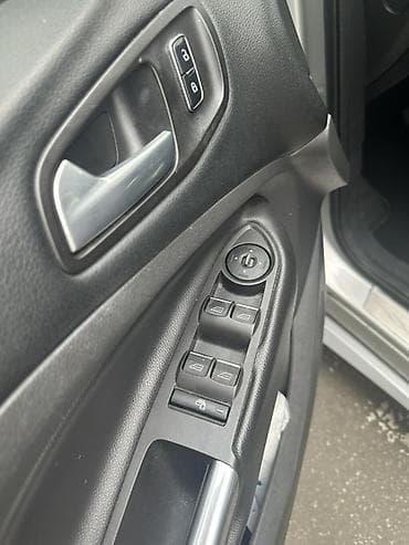 prodaja lanaca za traktor: Ford (model iz porodice C‑Max/Grand C‑Max) – unutrašnjost i oprema - — 10