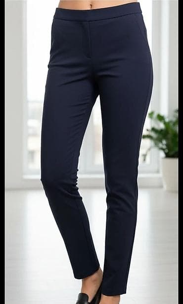 Ostalo: Elegantne ženske pantalone – tamnoplave, uskog kroja - Klasican — 1