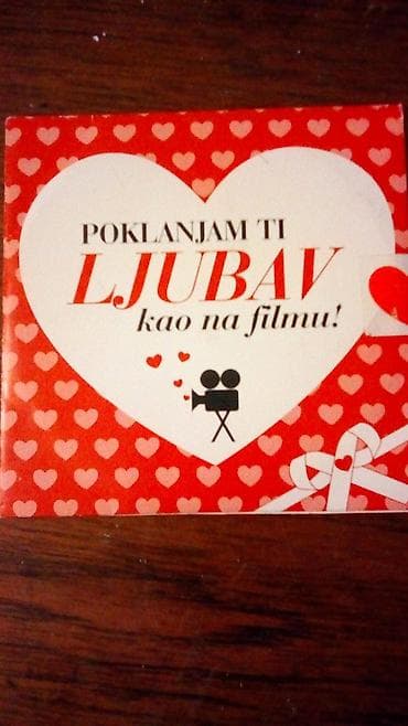 Donji delovi trenerke: Specijalan poklon za 8 mart obradujte svoju dragu osobu filmom za — 1