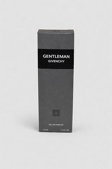 kvalitetni muski dzemperi: Givenchy Gentleman moćan i privlačan muski parfem sa notama crnog — 1