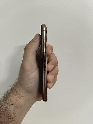 polovan iphone 11 pro max: Iphone 11 pro gold, sim free i Icloud free. Verzija sa 256gb memorije — 3