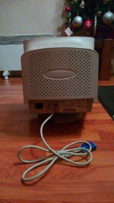peci na drva kragujevac: SAMSUNG - SyncMaster 550s. 
CRT Monitor 15'', Požarevac — 7