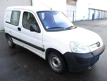 pezo 1: PEUGEOT PARTNER 2005. GOD. - KOMPLETAN AUTO U DELOVIMA | Sve vrste — 1