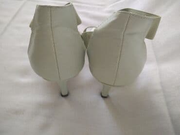 kozne mokasine sa debelim djonom: Sandals, Miss Sixty, 40 — 7