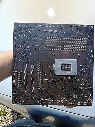 aparat za pranje casa: ASUS P8Z68-V LX matična ploča sa Intel hladnjakom - Čipset: Intel Z68 — 3