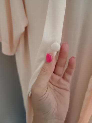 mantil xl: Bade mantil od svetloružičastog/sedefastog šifona, dužeg kroja. - — 2