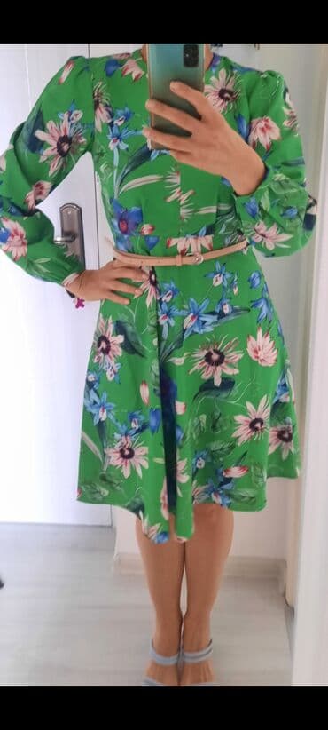 c a haljine 2022: H&M M (EU 38), color - Green, Evening, Long sleeves — 2