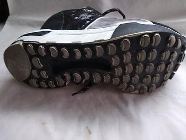 bele patike sa debelim djonom: Zenske cipele br.37 polovnecena za 1 par — 6