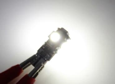 peugeot led logo: Led auto sijalice temperature od 6000 K daju dnevno belo svetlo vozaču — 7