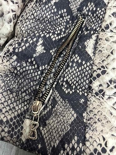 dva leggings: Bogner ženska jakna sa kapuljačom – veličina M - Model sa atraktivnim — 2