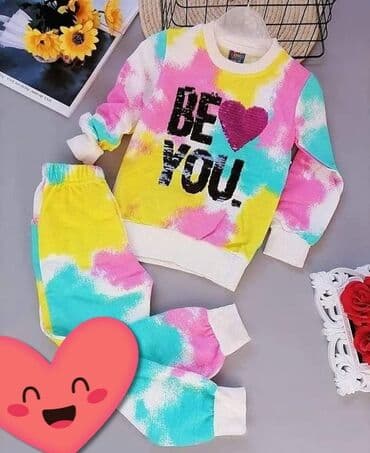 Snizeno
Vel 6
Nova cena 1950din