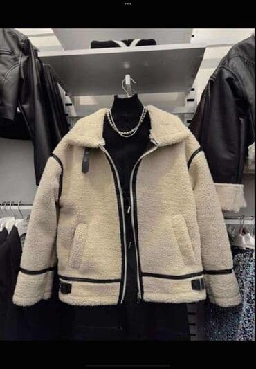 Fur coats: Jakna 
Uni do XL
Cena 4600 dinara — 3