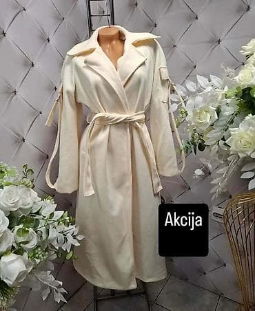 moose knuckles jakna: 3800 din — 4