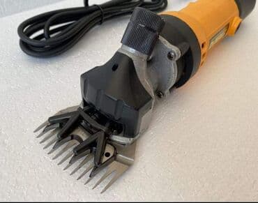 masine za sisanje ovaca: Prodajem novu i kvalitetnu mašinu za šišanje ovaca DEWALT u koferu sa — 6