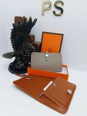 e cigarete beograd: Elegantna torbica, Materijal: Koža, Lakovana koža — 7