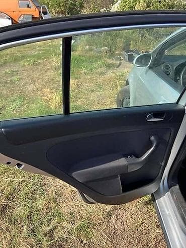 polovna vojna vozila vranje: ELEKTRO PODIZACI PROZORA ZA VOLKSWAGEN GOLF PLUS | Polovni Delovi za — 1
