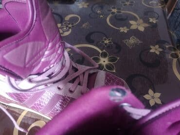 kopacke sa malim kramponima: Converse, Veličina - 38 — 16