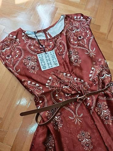 maturske haljine pancevo: Uni veličina. Elegantan prelep kombinezon. Italijanski. Svila saten — 4