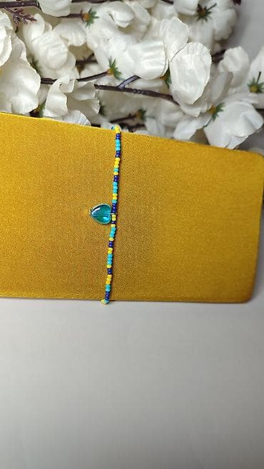 markirani nakit: Ručno rađena narukvica od perlica - Delikatna narukvica od sitnih — 2