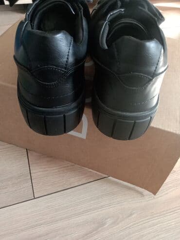 nike air max command black: Bershka, 40, color - Black — 4