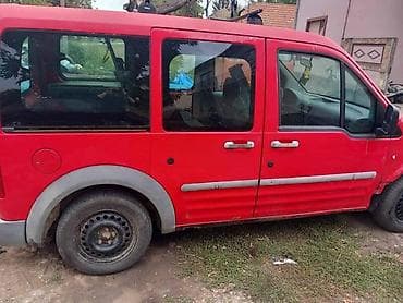 sportski lonac za auto: KOMPLETAN AUTO ZA DELOVE ZA FORD TOURNEO CONNECT OD 2003. DO 2006 — 3