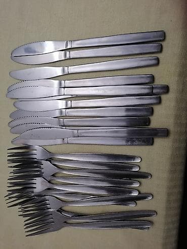 Set pribora za jelo – noževi i viljuške od nerđajućeg čelika -