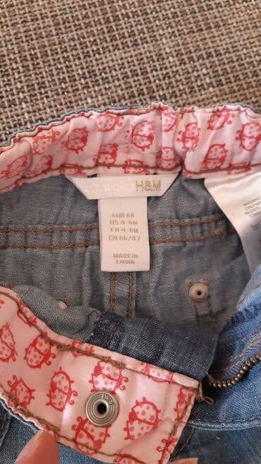 kompleti za iznosenje beba: H&M bebi farmerice/lagane denim pantalone - Veličina: EUR 68 / US — 2