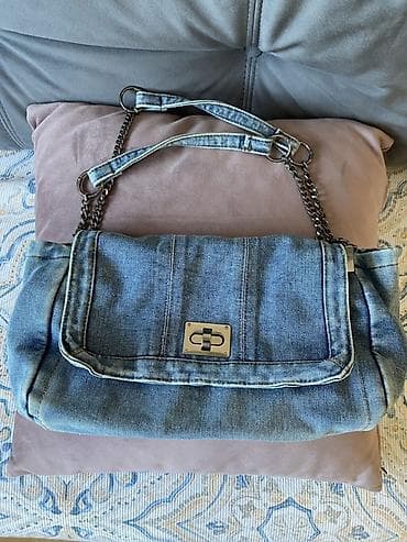 pertle za patike buzz: Džins torba sa lancem za rame - Materijal: svetloplavi denim (pamuk) — 2