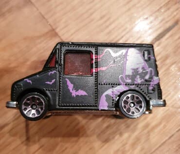jagodica bobica igracka: MATCHBOX - MATTEL auto kombi za isporuku. Automobilcic igracka — 2