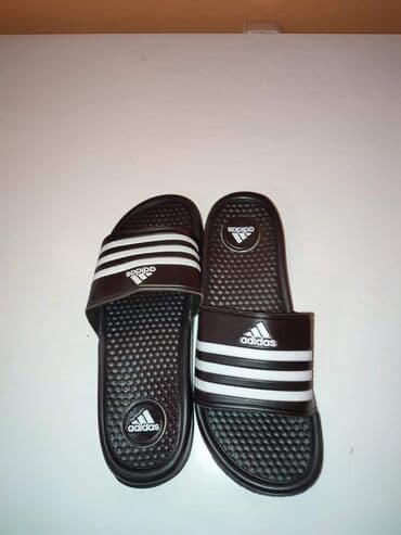 36, 40-44
Cena 1500 din