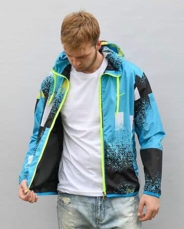 hm muske jakne: Šuškavci
Veličine S M L XL 2XL
Cena 4000 din — 2