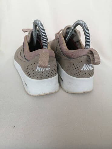 moderne cizme za zimu 2022: Nike, 38.5, color - Beige — 6