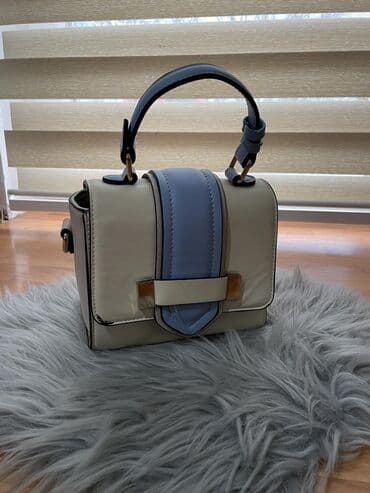 lacoste torba muska: Ženska torba – elegantna strukturalna mini/srednja tašna - Dizajn — 2