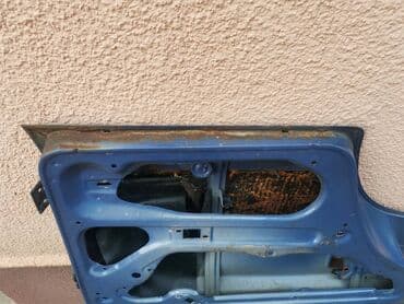 auto delovi velika plana: Vrata zadnja leva Lada 2107 Riva,2105 u plavoj boji ZL2 . Vrata su — 12