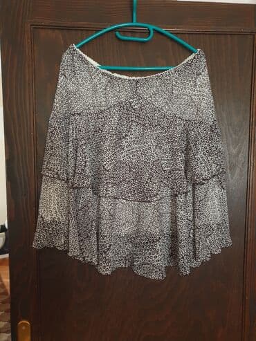 Women's Clothing: Suknja br. 44 — 2
