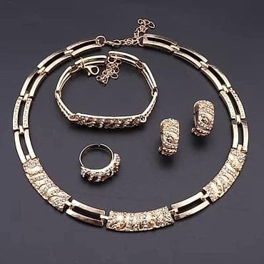 Beauty & Care: Luksuzni setovi nakita – zlatna boja sa bogatim cirkonima Opis: - — 8