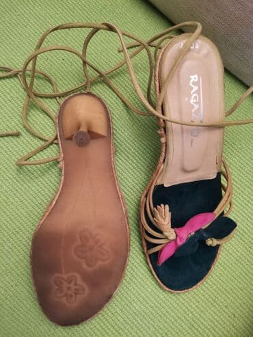 una obuca beograd: Sandals, 35 — 4