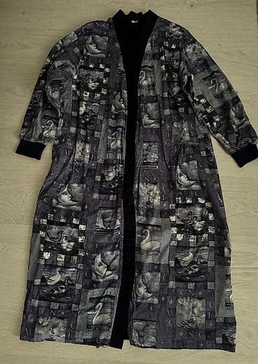 Kucna haljina pamucna sa kaisem za struk.Moze i kao ogrtac da se nosi